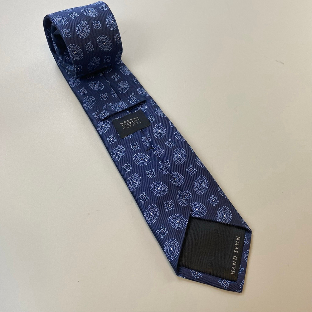 Robert Talbott Carmel Tie Blue Silk Hand Sewn USA Floral Medallion Quiet Luxury